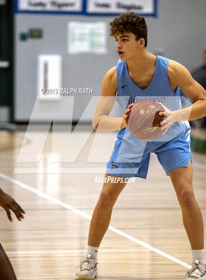Thumbnail 1 in Pleasant Valley @ Serra (Red Bluff Holiday Classic) photogallery.