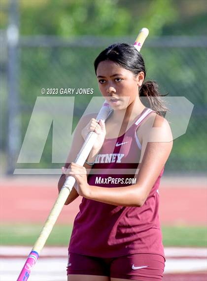 Thumbnail 3 in Whitney mini-meet and seniors photogallery.