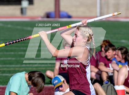 Thumbnail 1 in Whitney mini-meet and seniors photogallery.