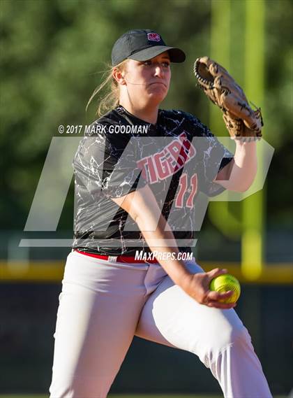 Thumbnail 2 in Cypress Lakes @ Katy (UIL 6A Area Playoff) photogallery.