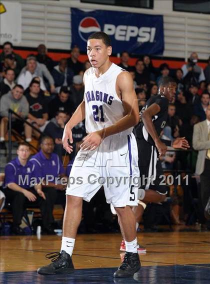 Thumbnail 3 in Weston Ranch vs. Sacramento (CIF SJS D3 Playoffs) photogallery.
