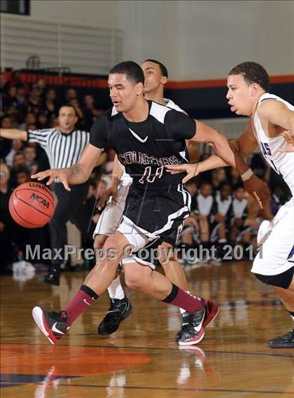 Thumbnail 1 in Weston Ranch vs. Sacramento (CIF SJS D3 Playoffs) photogallery.