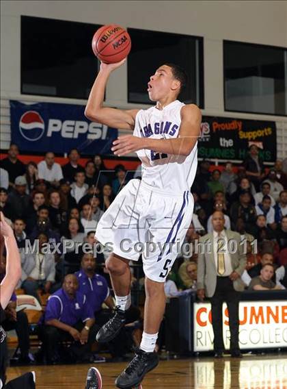 Thumbnail 3 in Weston Ranch vs. Sacramento (CIF SJS D3 Playoffs) photogallery.