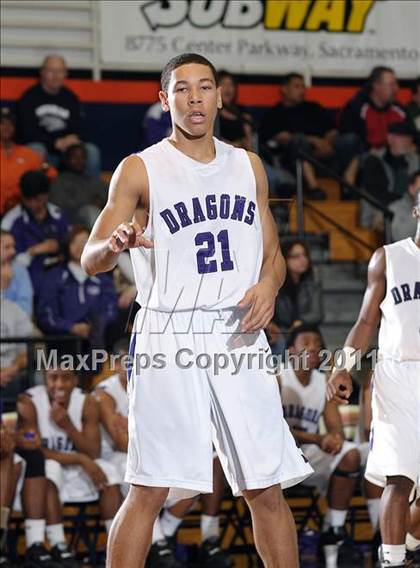 Thumbnail 2 in Weston Ranch vs. Sacramento (CIF SJS D3 Playoffs) photogallery.