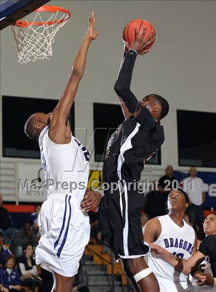 Thumbnail 3 in Weston Ranch vs. Sacramento (CIF SJS D3 Playoffs) photogallery.