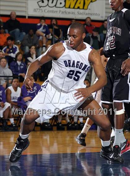Thumbnail 3 in Weston Ranch vs. Sacramento (CIF SJS D3 Playoffs) photogallery.