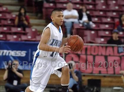Thumbnail 1 in Ocean View vs. Sacred Heart Cathedral (CIF State D3 Final) photogallery.