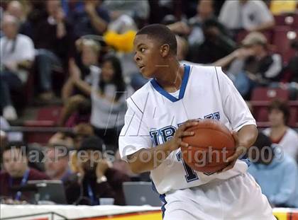 Thumbnail 2 in Ocean View vs. Sacred Heart Cathedral (CIF State D3 Final) photogallery.