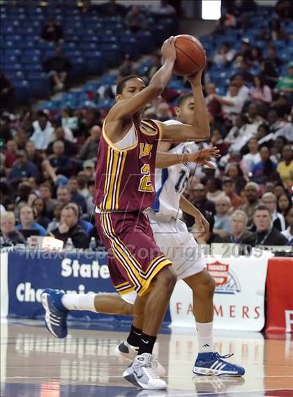 Thumbnail 3 in Ocean View vs. Sacred Heart Cathedral (CIF State D3 Final) photogallery.