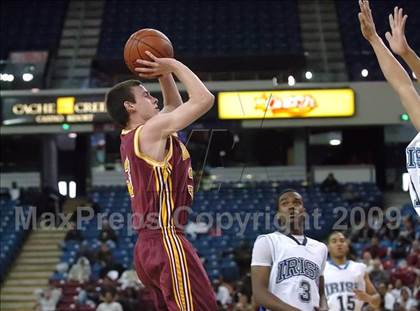 Thumbnail 2 in Ocean View vs. Sacred Heart Cathedral (CIF State D3 Final) photogallery.