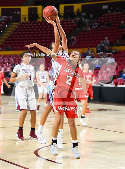 Thumbnail 2 in San Carlos vs. Ganado - Native American Basketball Classic photogallery.