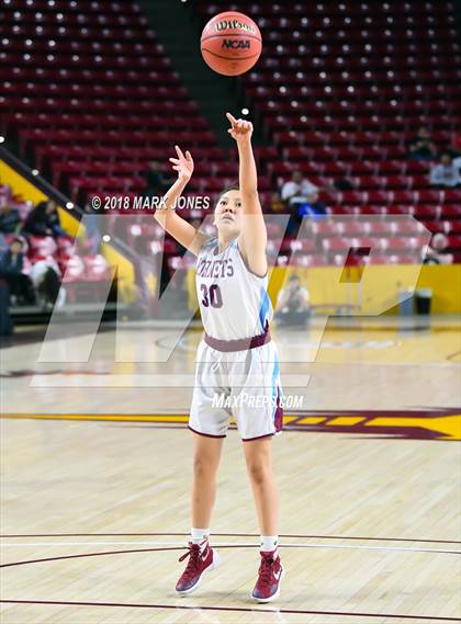 Thumbnail 3 in San Carlos vs. Ganado - Native American Basketball Classic photogallery.