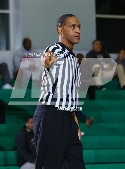 Thumbnail 1 in Inglewood vs. El Camino Real (D1 Bound Classic) photogallery.