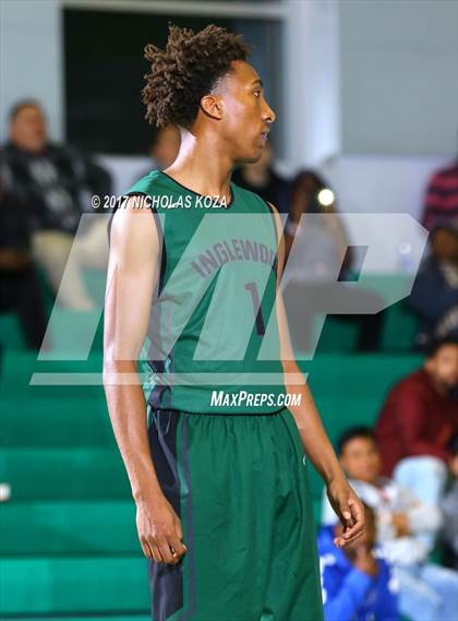 Thumbnail 1 in Inglewood vs. El Camino Real (D1 Bound Classic) photogallery.