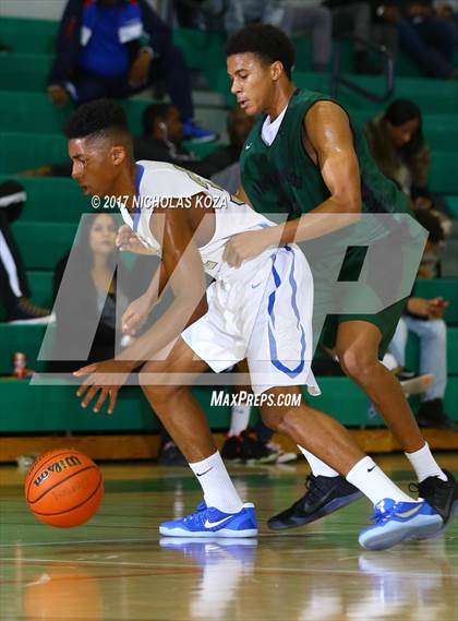 Thumbnail 2 in Inglewood vs. El Camino Real (D1 Bound Classic) photogallery.