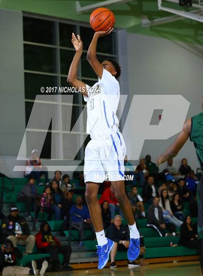 Thumbnail 3 in Inglewood vs. El Camino Real (D1 Bound Classic) photogallery.