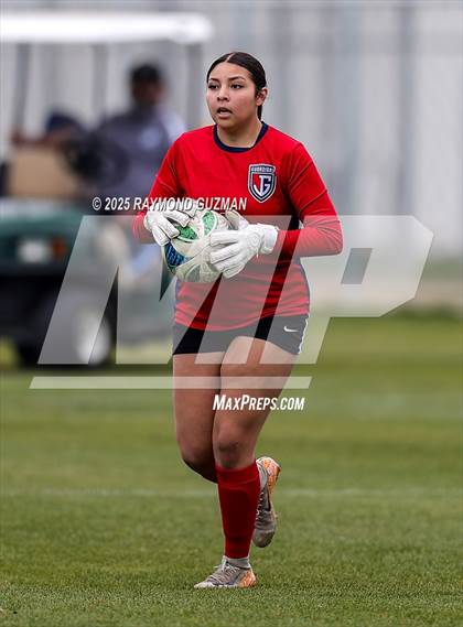 Thumbnail 2 in Justin Garza @ Bullard photogallery.