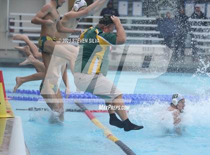 Thumbnail 1 in Mar Vista vs. Sage Creek (CIF SDS Division 3 Final) photogallery.