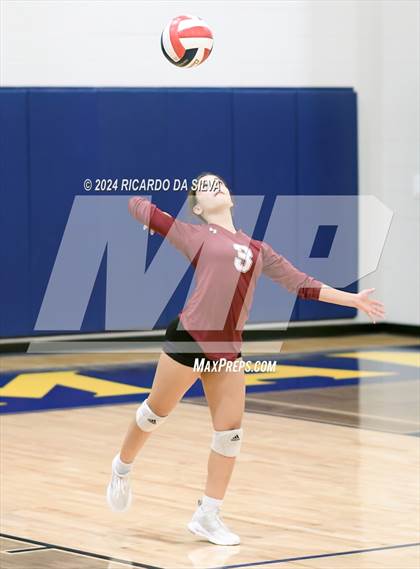 Thumbnail 2 in Freeman vs Cinco Ranch photogallery.