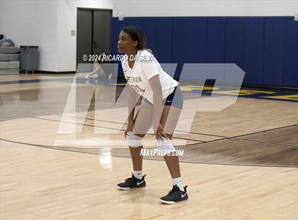 Thumbnail 2 in Freeman vs Cinco Ranch photogallery.