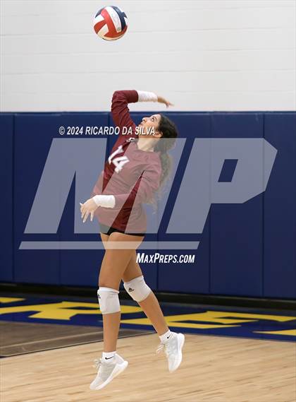 Thumbnail 2 in Freeman vs Cinco Ranch photogallery.
