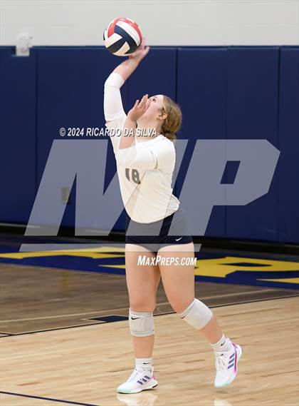 Thumbnail 2 in Freeman vs Cinco Ranch photogallery.