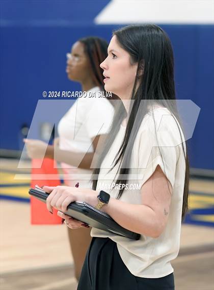 Thumbnail 3 in Freeman vs Cinco Ranch photogallery.