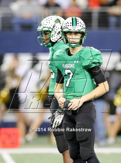Thumbnail 2 in Carroll vs. Mansfield (UIL-6A Division 2 Region 1 Bi-District) photogallery.
