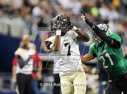 Thumbnail 2 in Carroll vs. Mansfield (UIL-6A Division 2 Region 1 Bi-District) photogallery.