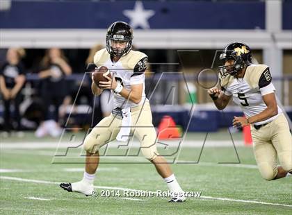 Thumbnail 2 in Carroll vs. Mansfield (UIL-6A Division 2 Region 1 Bi-District) photogallery.