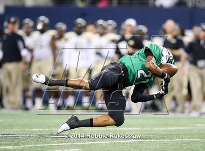 Thumbnail 2 in Carroll vs. Mansfield (UIL-6A Division 2 Region 1 Bi-District) photogallery.