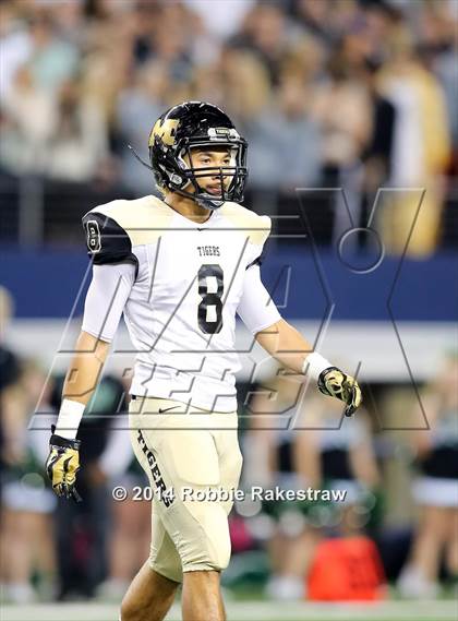 Thumbnail 1 in Carroll vs. Mansfield (UIL-6A Division 2 Region 1 Bi-District) photogallery.