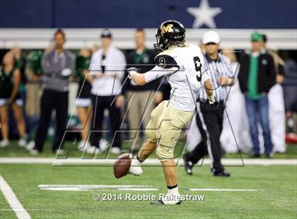 Thumbnail 2 in Carroll vs. Mansfield (UIL-6A Division 2 Region 1 Bi-District) photogallery.
