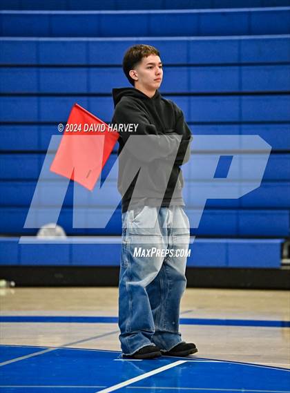 Thumbnail 3 in Gateway vs Alameda photogallery.