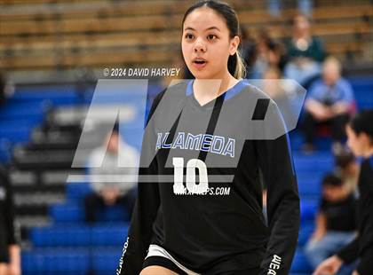 Thumbnail 3 in Gateway vs Alameda photogallery.