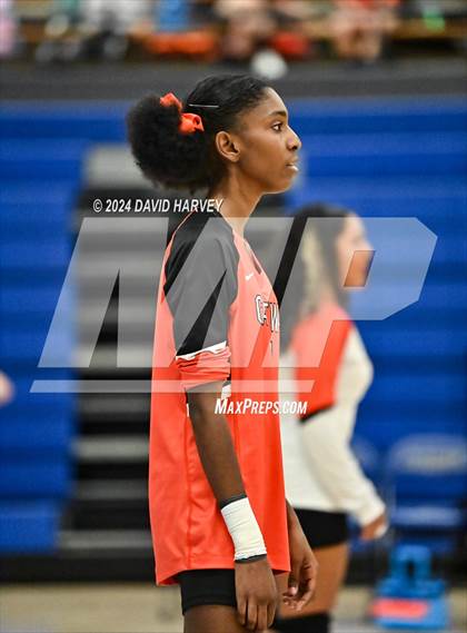 Thumbnail 2 in Gateway vs Alameda photogallery.