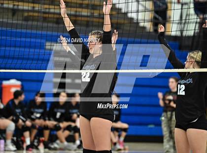 Thumbnail 3 in Gateway vs Alameda photogallery.