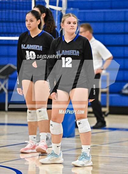 Thumbnail 1 in Gateway vs Alameda photogallery.