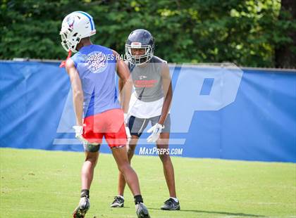 Thumbnail 2 in Cleveland Central vs Lewisburg (U of Memphis 7v7) photogallery.
