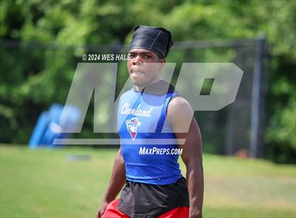Thumbnail 3 in Cleveland Central vs Lewisburg (U of Memphis 7v7) photogallery.