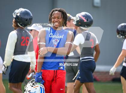 Thumbnail 1 in Cleveland Central vs Lewisburg (U of Memphis 7v7) photogallery.