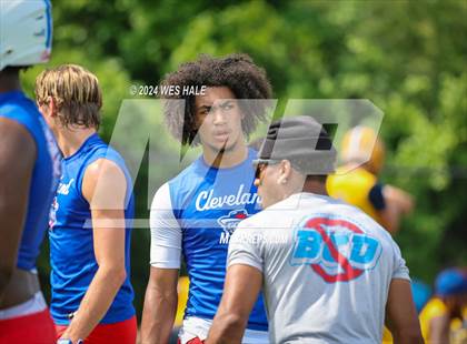 Thumbnail 3 in Cleveland Central vs Lewisburg (U of Memphis 7v7) photogallery.