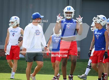 Thumbnail 1 in Cleveland Central vs Lewisburg (U of Memphis 7v7) photogallery.