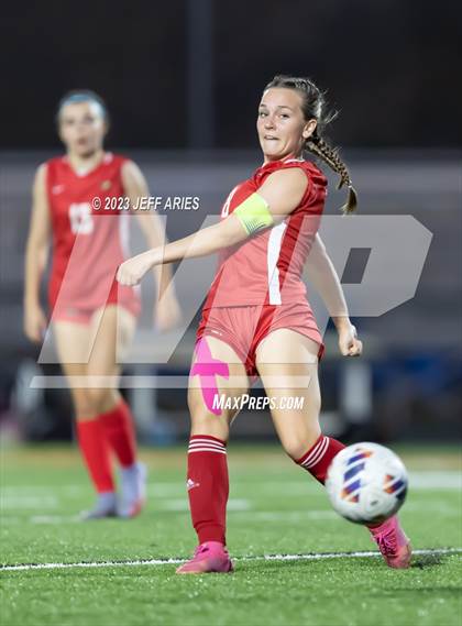 Thumbnail 1 in Bishop Verot @ Cardinal Mooney photogallery.