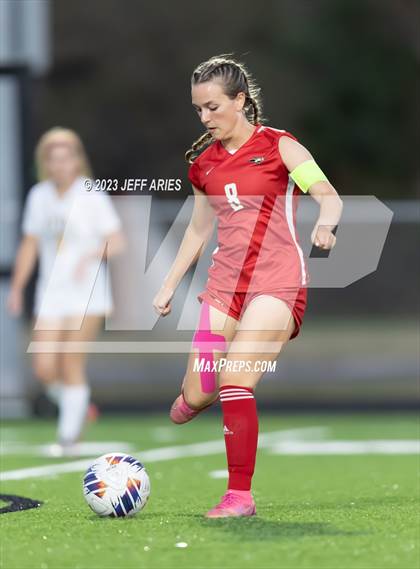 Thumbnail 3 in Bishop Verot @ Cardinal Mooney photogallery.