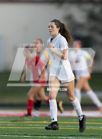 Thumbnail 2 in Bishop Verot @ Cardinal Mooney photogallery.