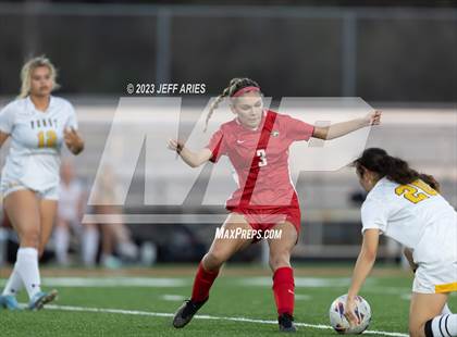 Thumbnail 3 in Bishop Verot @ Cardinal Mooney photogallery.