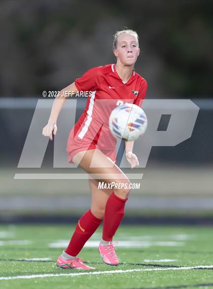 Thumbnail 1 in Bishop Verot @ Cardinal Mooney photogallery.