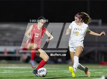 Thumbnail 1 in Bishop Verot @ Cardinal Mooney photogallery.