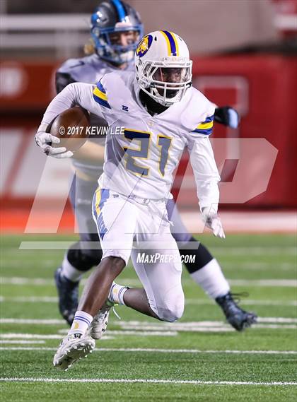 Thumbnail 1 in Orem vs. Sky View (UHSAA 4A Semifinal) photogallery.